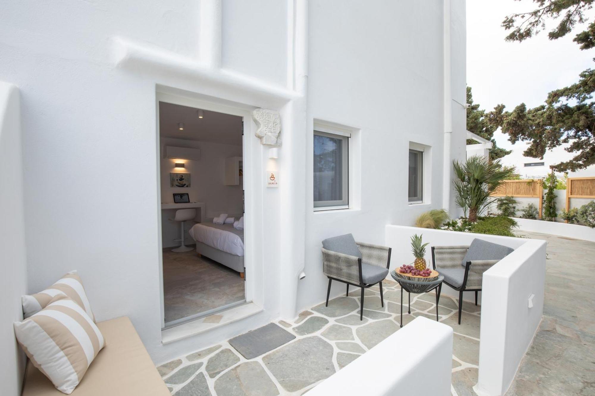 Mykonos Town Mytheoアパートホテル エクステリア 写真