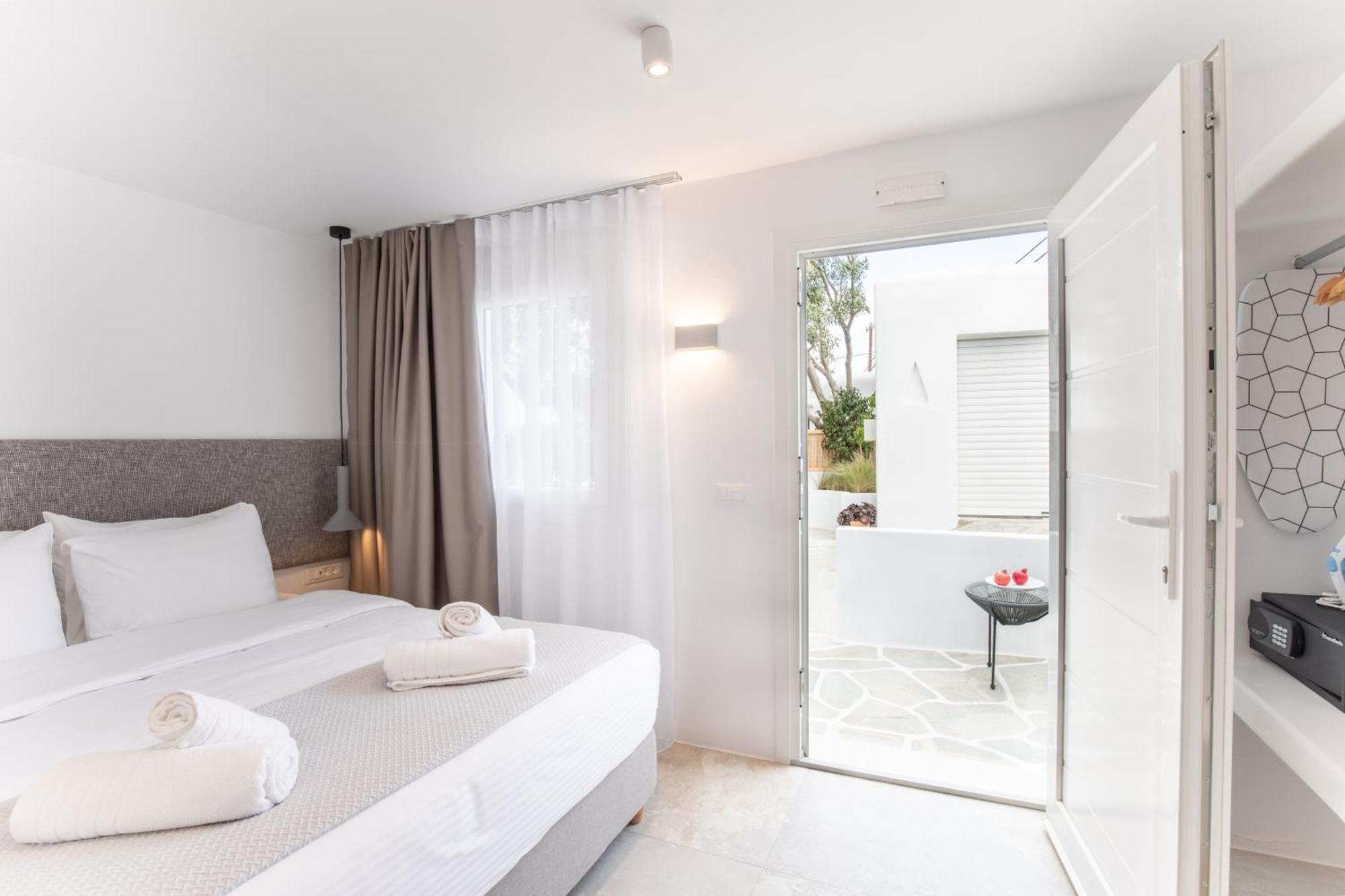 Mykonos Town Mytheoアパートホテル エクステリア 写真